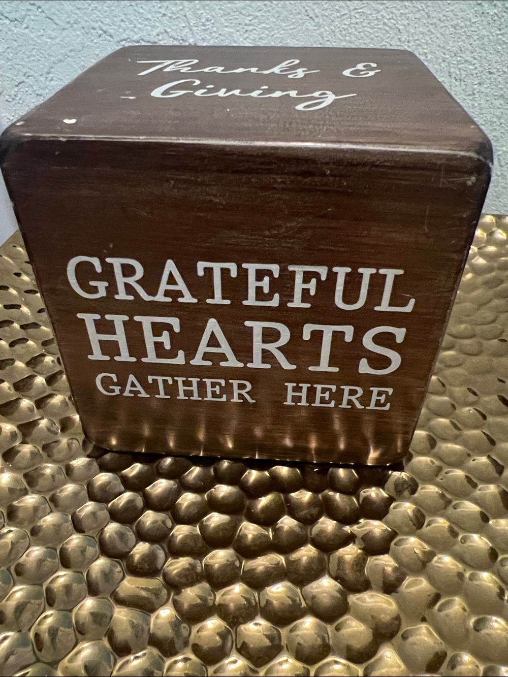 #2346* “4x4”Vintage Grateful Hearts Gather-Wood Block Sign-W/White Lettering - Picture 1 of 17